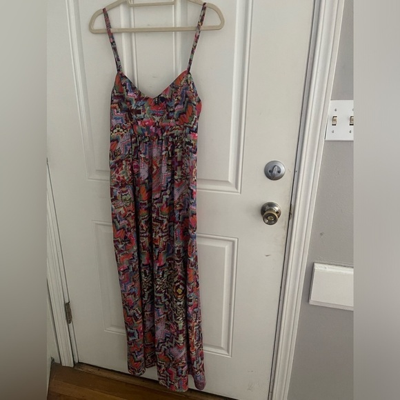 Felicity and Coco (Nordstrom) Medium Petite Maxi Dress. Gorgeous colors! - Picture 1 of 5
